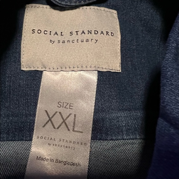 NWT- Social Standard by Sanctuary Ladies Denim Jean Jacket. OFFERS WELCOME. - Picture 8 of 11